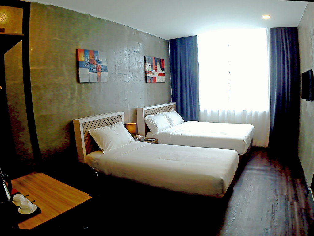 PREMIUM TRIPLE ROOM